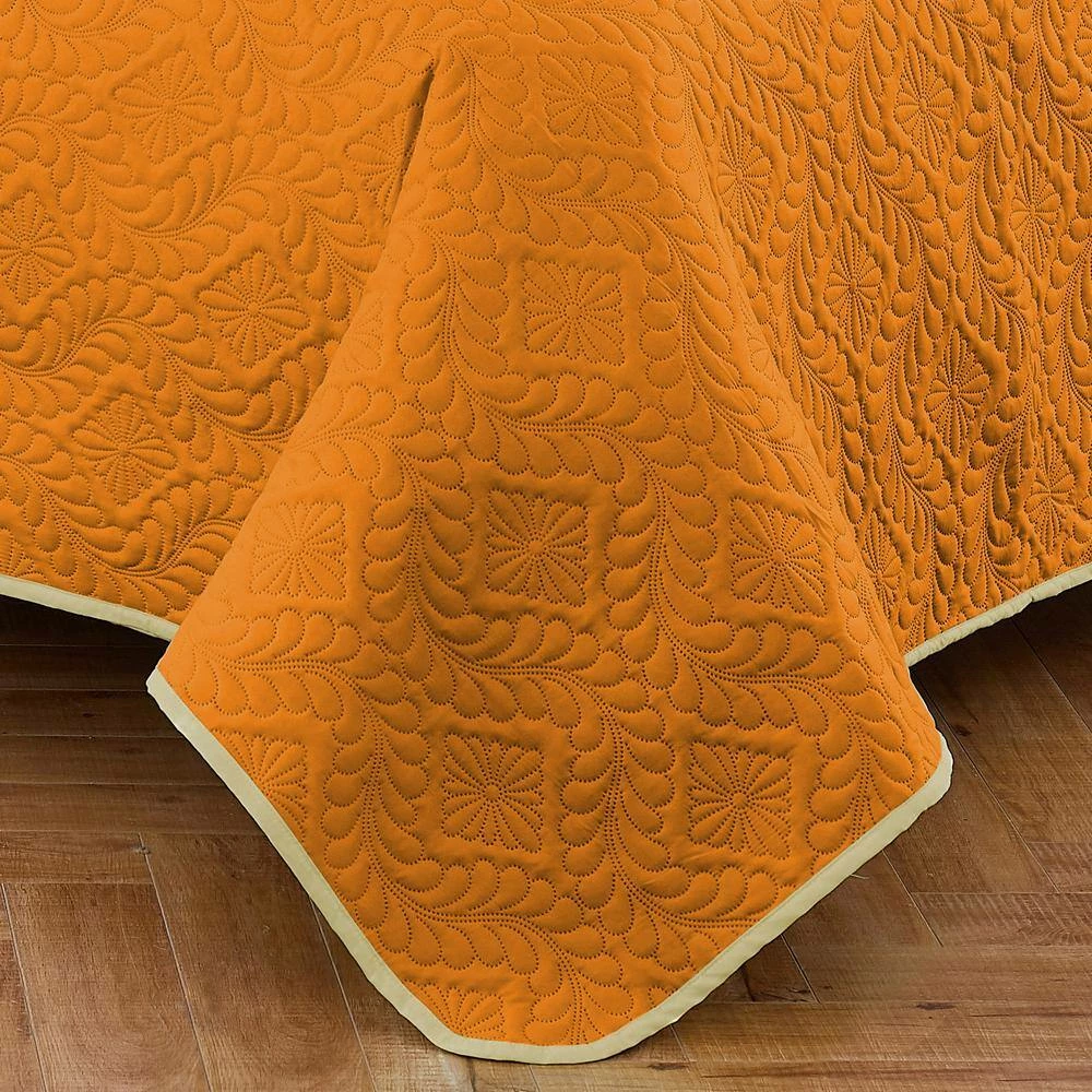 New ๐ฅ Solid Medallion 2-Piece Orange/Tan Microfiber Twin Quilt Set by Harper Lane ๐ 4 New ๐ฅ Solid Medallion 2-Piece Orange/Tan Microfiber Twin Quilt Set by Harper Lane ๐ - Image 4