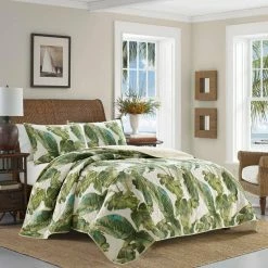 Brand new 😀 Fiesta Palms 3-Piece Green Floral Cotton Full/Queen Quilt Set by Tommy Bahama 🤩