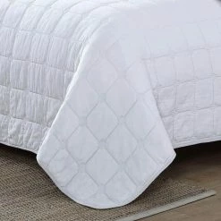 Outlet 🧨 Solid Hexagon Stitch 3-Piece White Cotton King Quilt Set by Tommy Bahama 🎉 -Harper Lane Sales tommy bahama bedding sets ushsa91185703 4f 1000